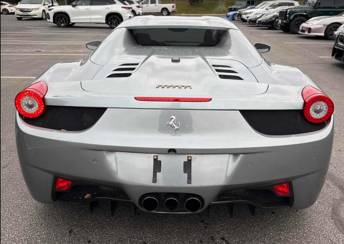 Ferrari 458 Italia Spider - изображение 3