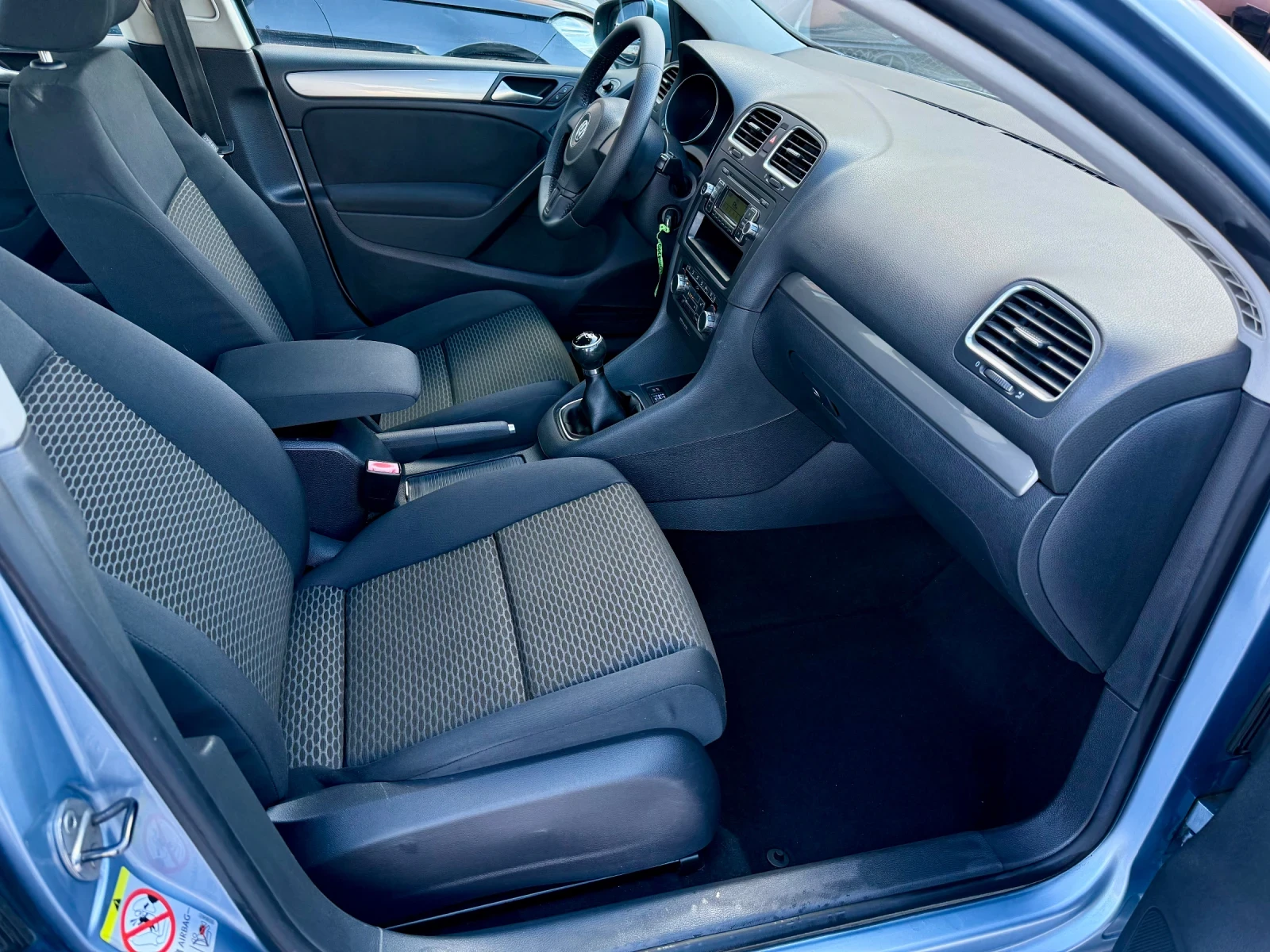 VW Golf 1.6i--BIFUEL-�������� ��� | Mobile.bg � ����������� 13