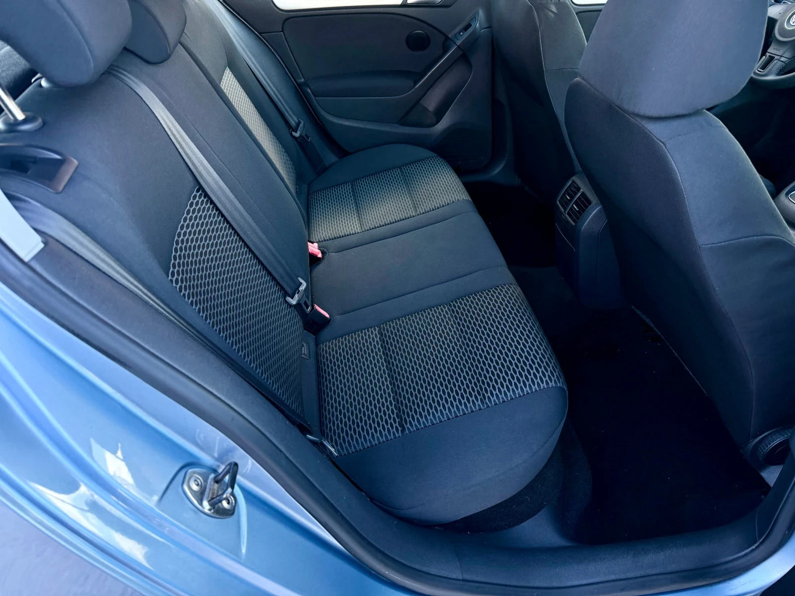 VW Golf 1.6i--BIFUEL-�������� ��� | Mobile.bg � ����������� 12