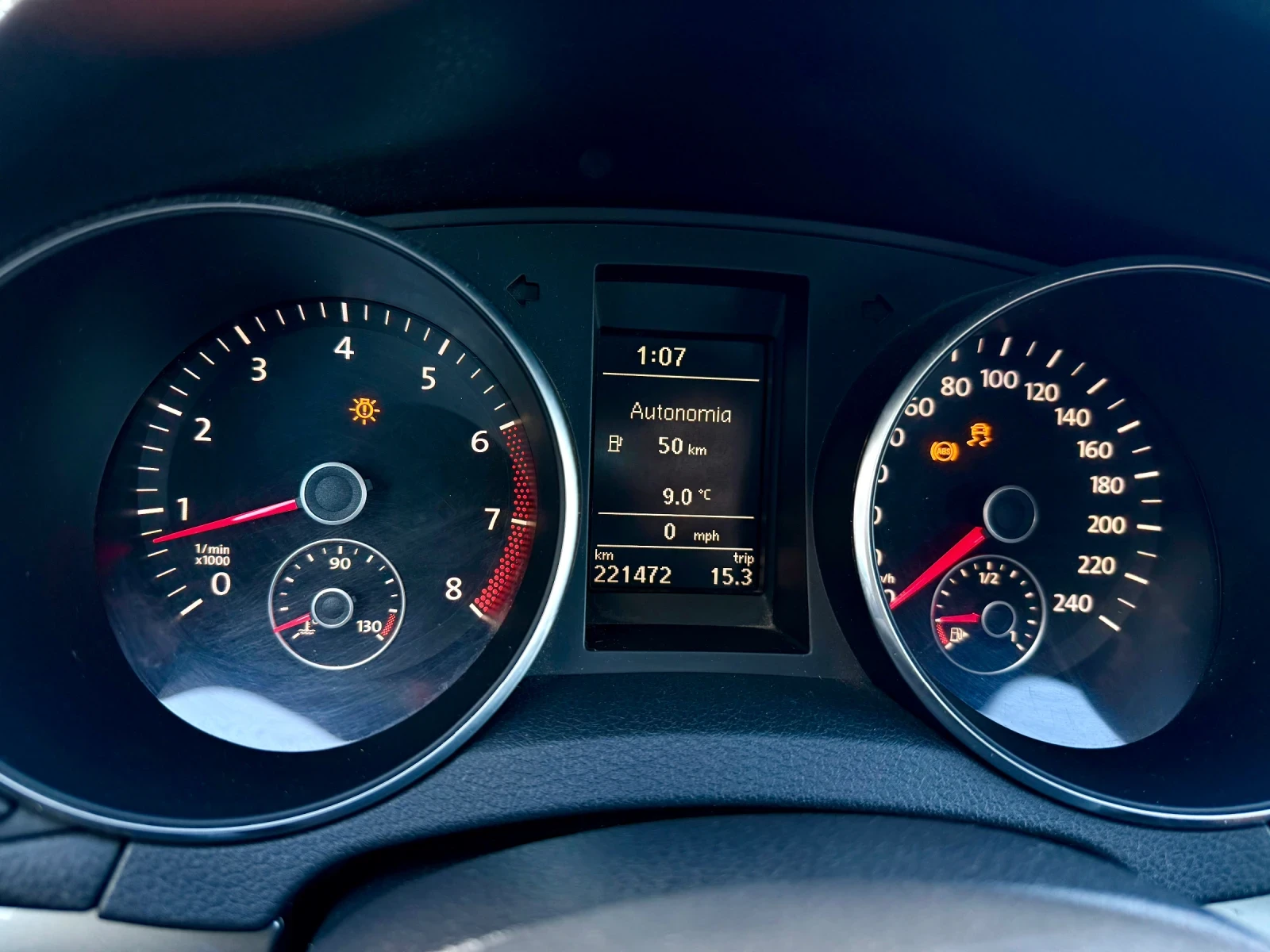 VW Golf 1.6i--BIFUEL-ЗАВОДСКА ГАЗ - изображение 8