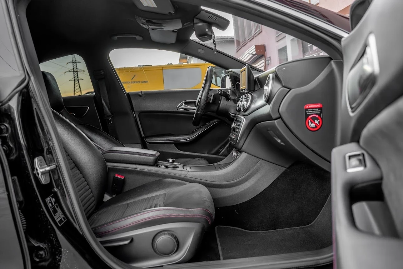 Mercedes-Benz CLA 220 AMG PACK/FULL LED/NAVI - изображение 10