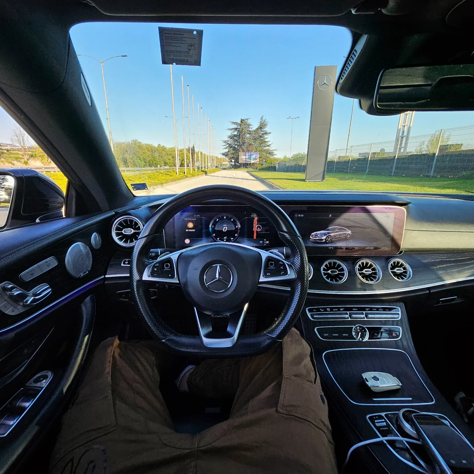 Mercedes-Benz E 220 E class coupe AMG packed, снимка 11 - Автомобили и джипове - 53971456