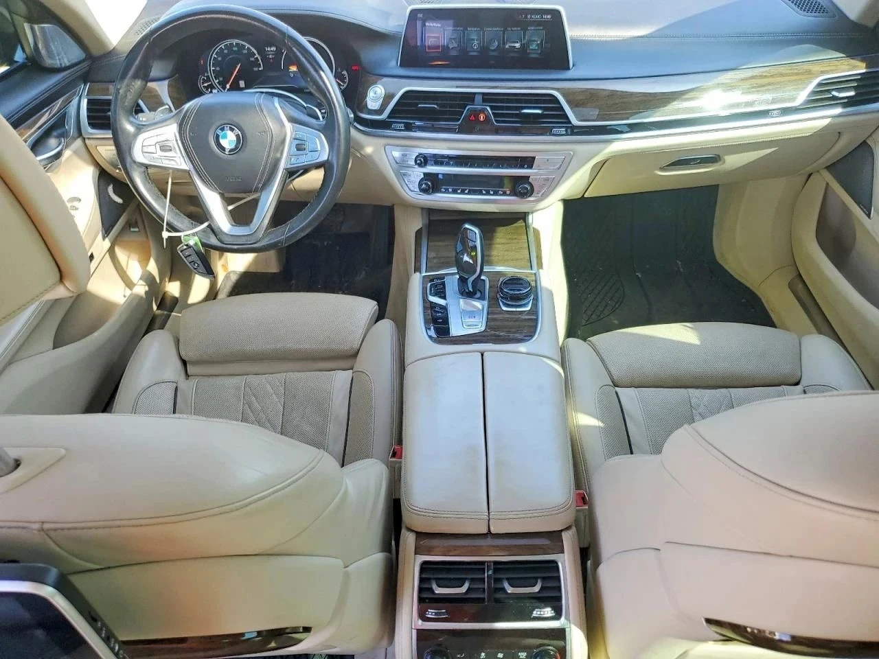 BMW 740, снимка 8 - Автомобили и джипове - 53986720
