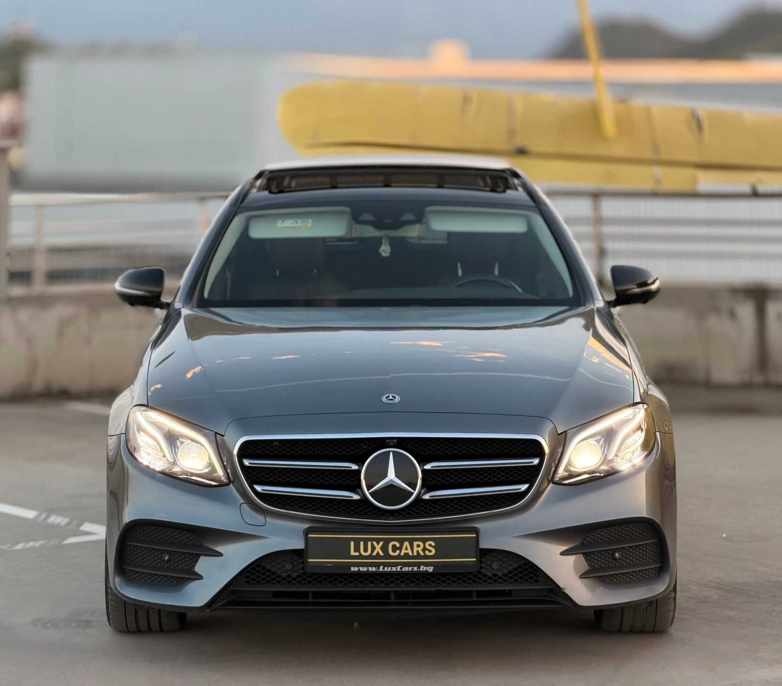 Mercedes-Benz E 220 - Amg - Full - Multibeam - Panorama - Head-up - , снимка 6 - Автомобили и джипове - 54348518