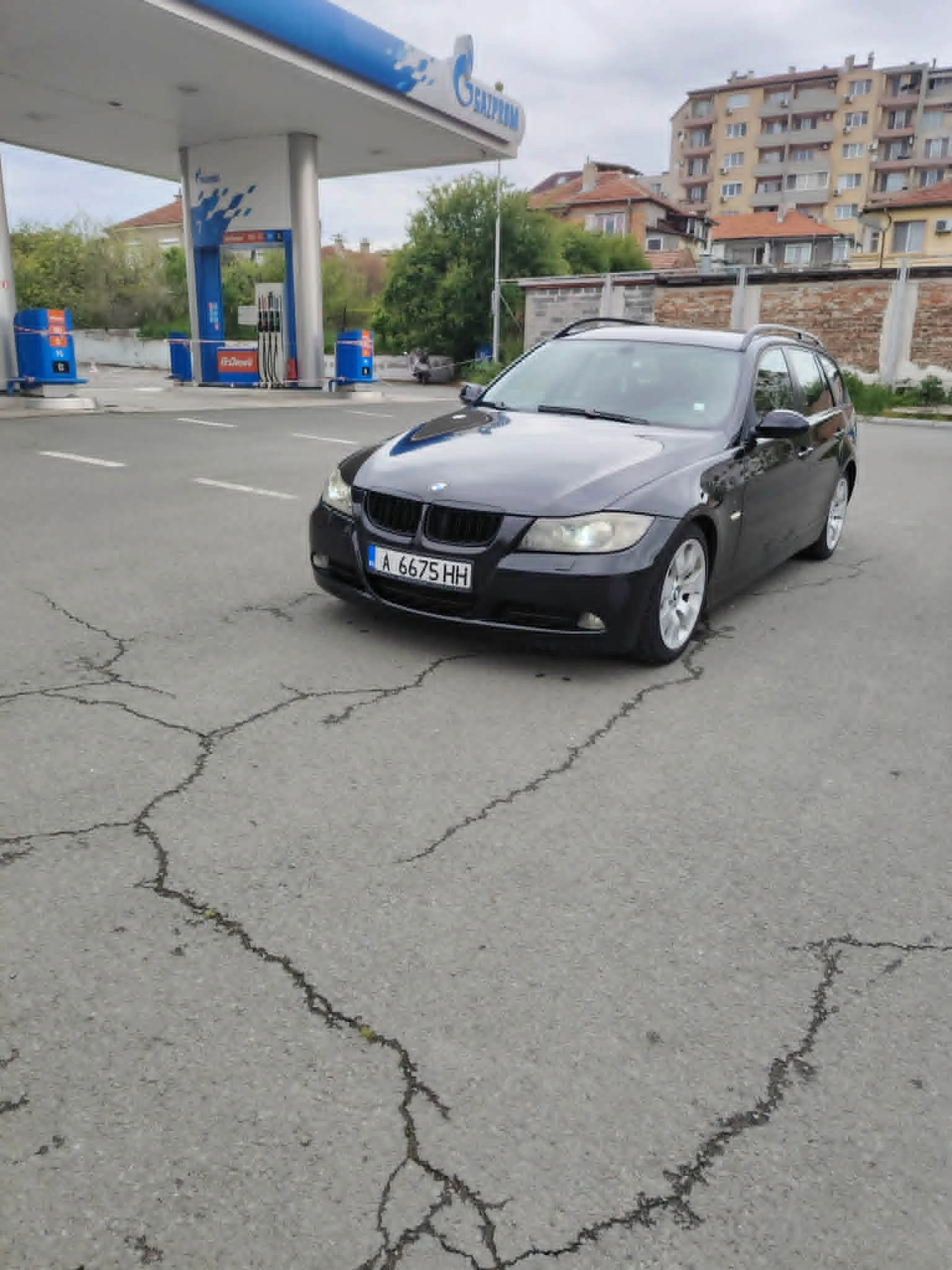BMW 320