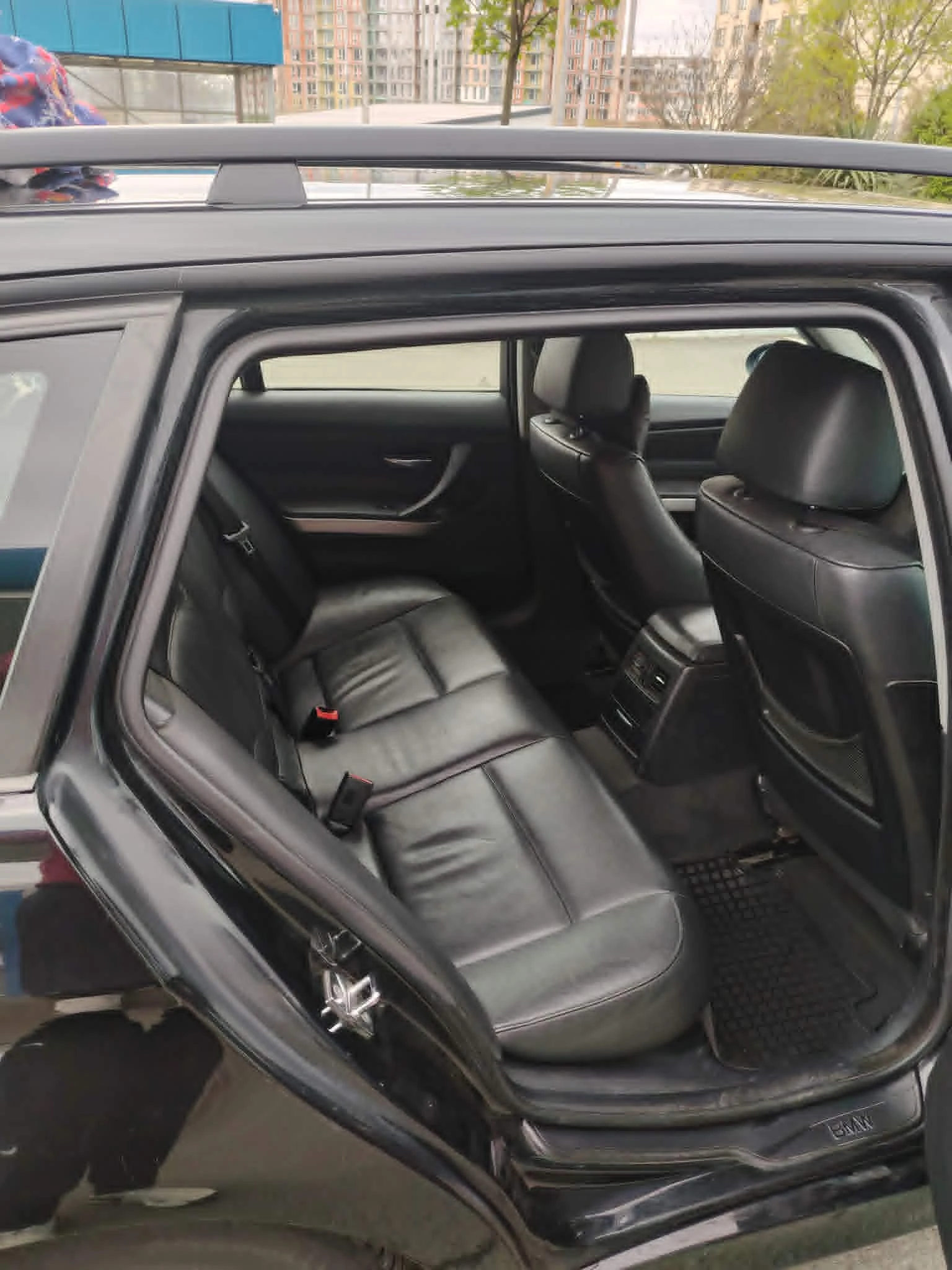 BMW 320, снимка 5 - Автомобили и джипове - 54427723