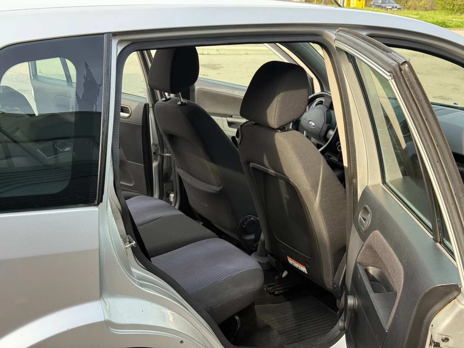 Ford Fusion 1.4 TDCi, снимка 11 - Автомобили и джипове - 54696079