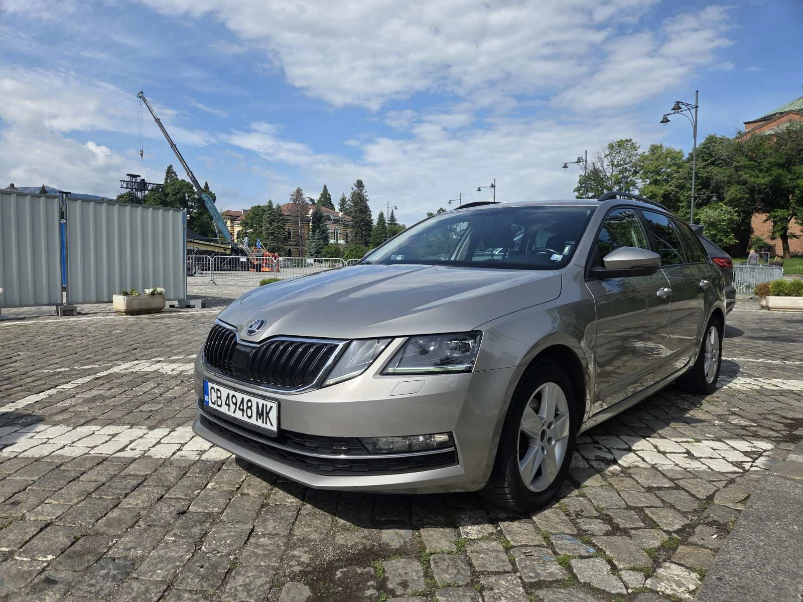 Skoda Octavia N1 2.0TDI 4x4 DSG, снимка 2 - Автомобили и джипове - 54840778
