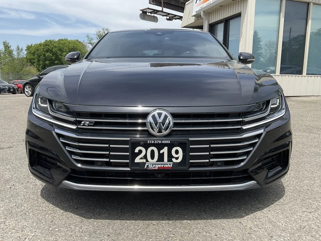 VW Arteon R-LINE | AWD | Pano Roof | АВТОКРЕДИТ , снимка 2 - Автомобили и джипове - 54867382