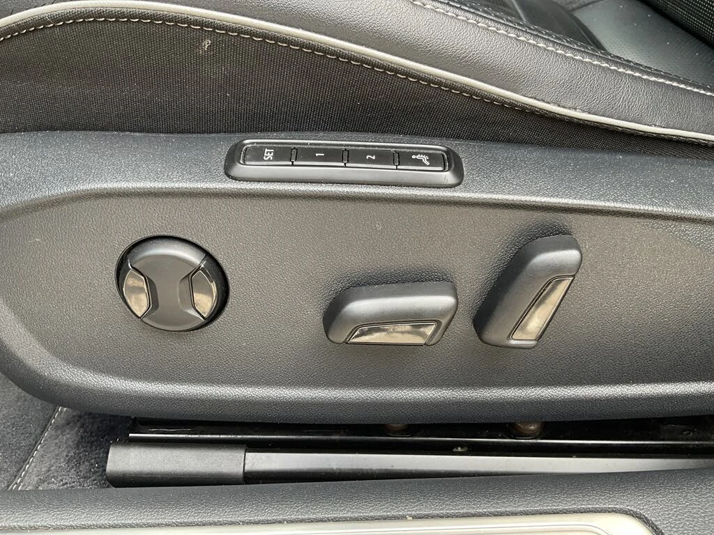 VW Arteon R-LINE | AWD | Pano Roof | АВТОКРЕДИТ , снимка 10 - Автомобили и джипове - 54867382