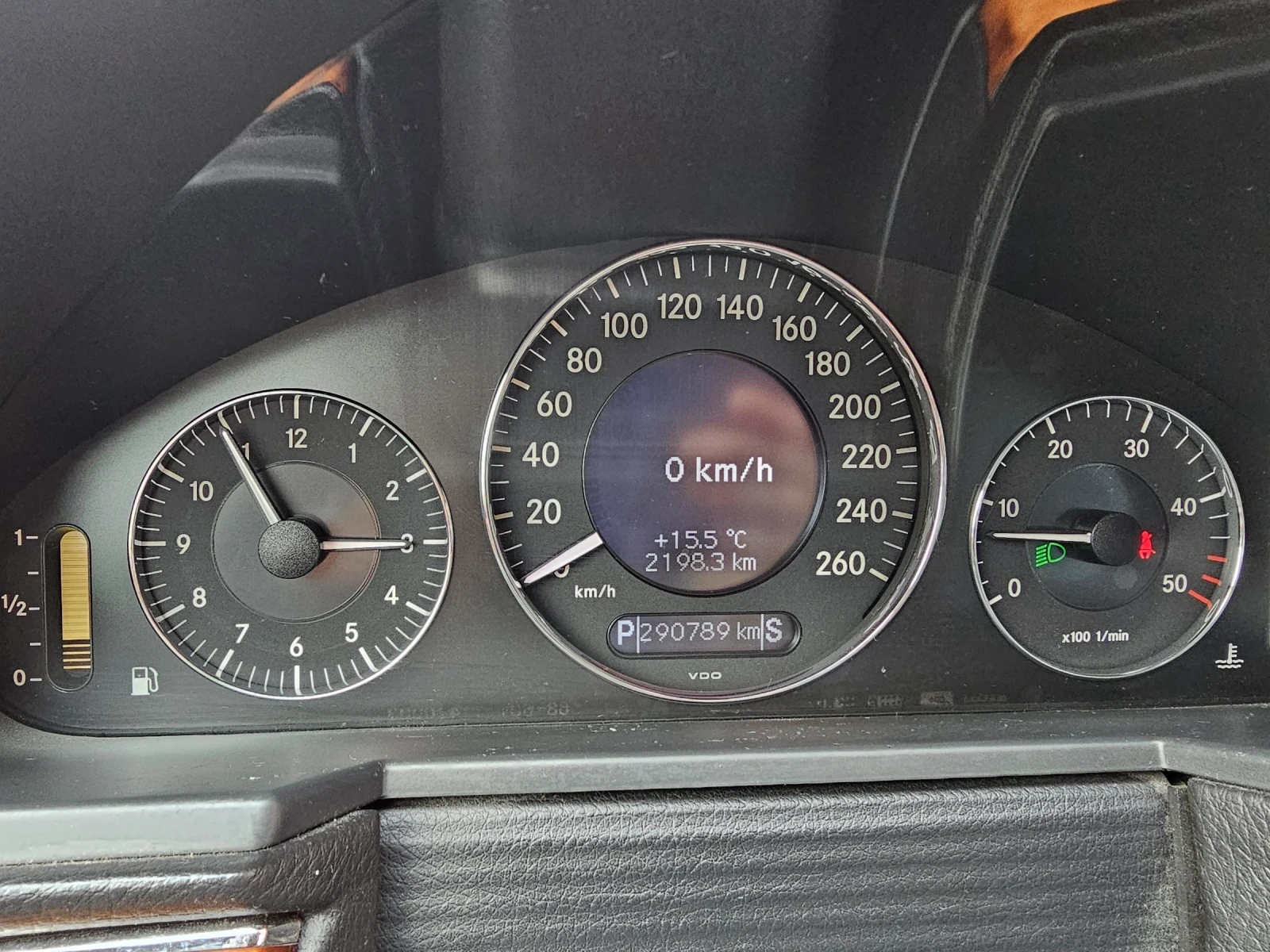 Mercedes-Benz E 280, снимка 10 - Автомобили и джипове - 54928942