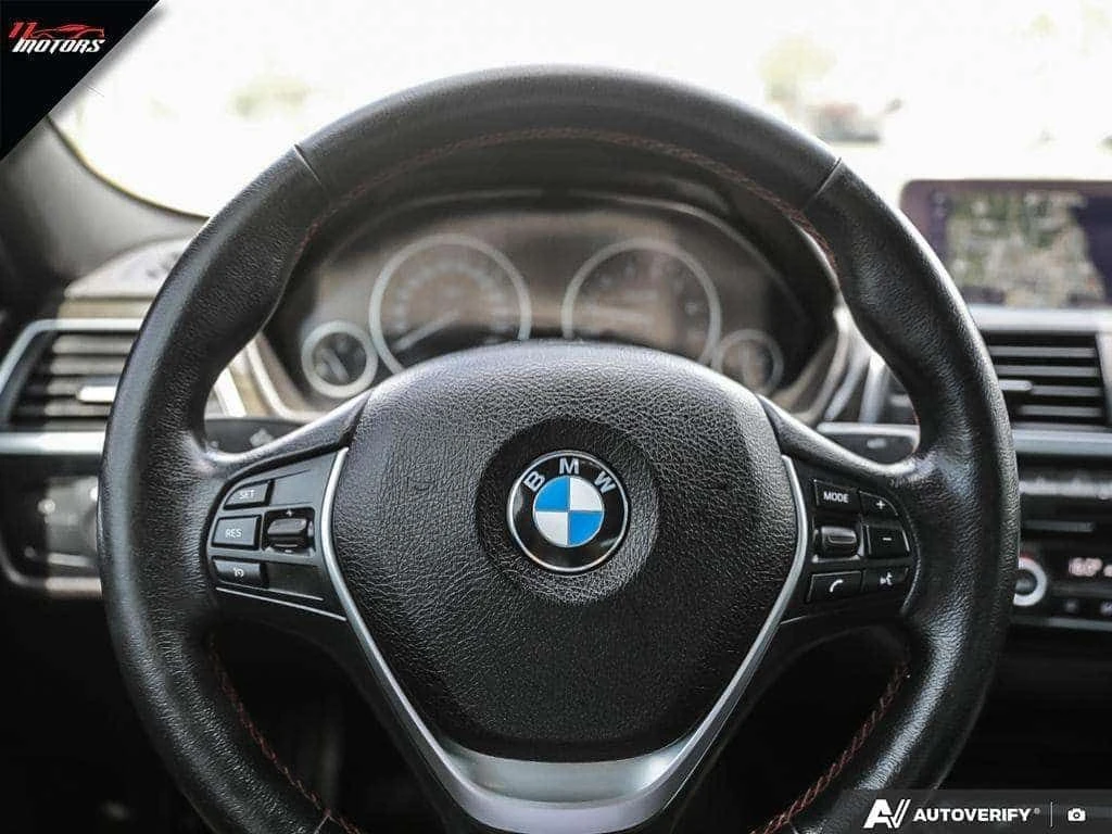 BMW 330 * 330i xDrive Sedan | LOADED | CERTIFIED * CARFAX , снимка 14 - Автомобили и джипове - 54966245