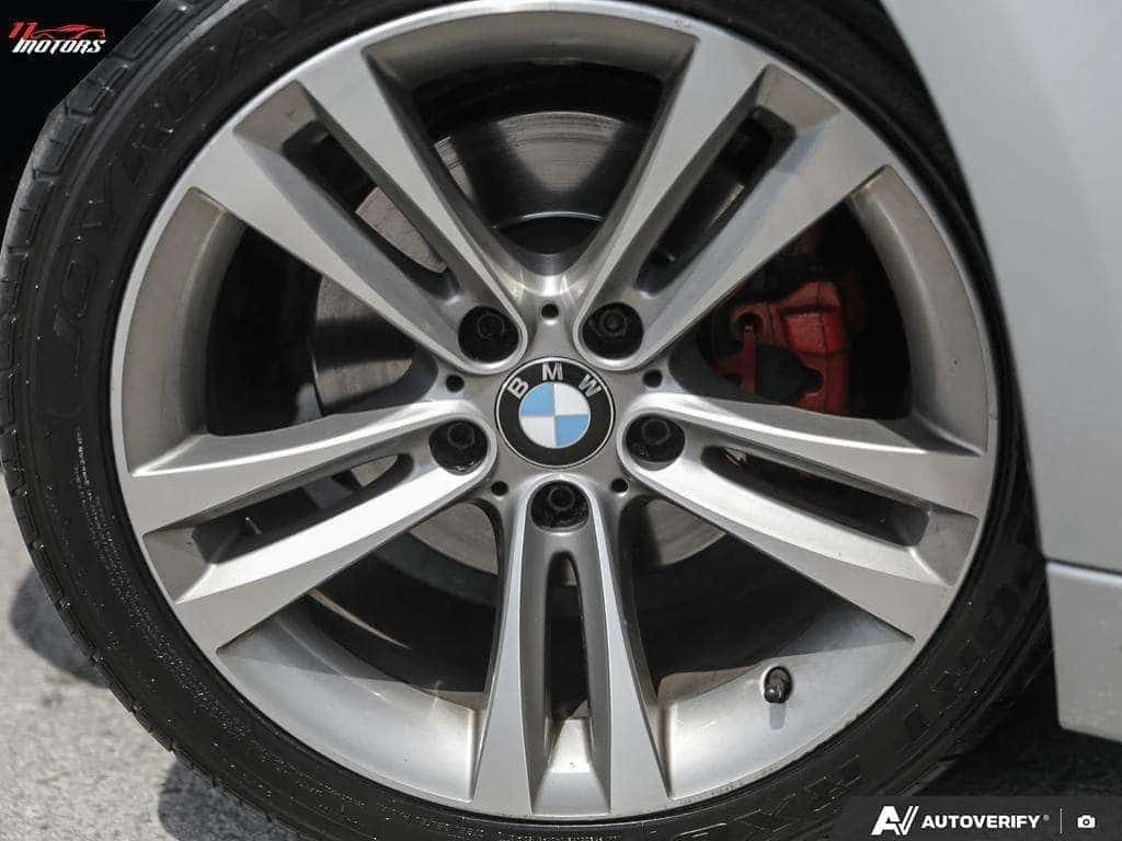 BMW 330 * 330i xDrive Sedan | LOADED | CERTIFIED * CARFAX , снимка 6 - Автомобили и джипове - 54966245