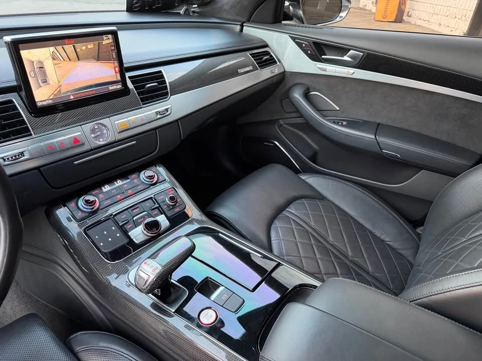 Audi S8 * AвтоКредит * (ЦЕНА ДО БГ), снимка 9 - Автомобили и джипове - 55184331
