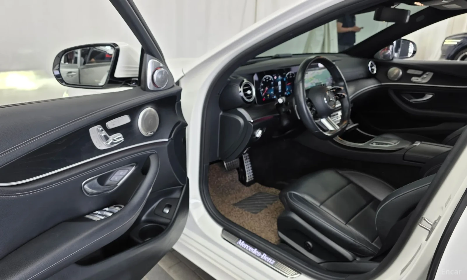 Mercedes-Benz E 220 AVANTGARDE* UNIKAT* TEXNOTEST* 72000KM!!!* , снимка 10 - Автомобили и джипове - 55261149