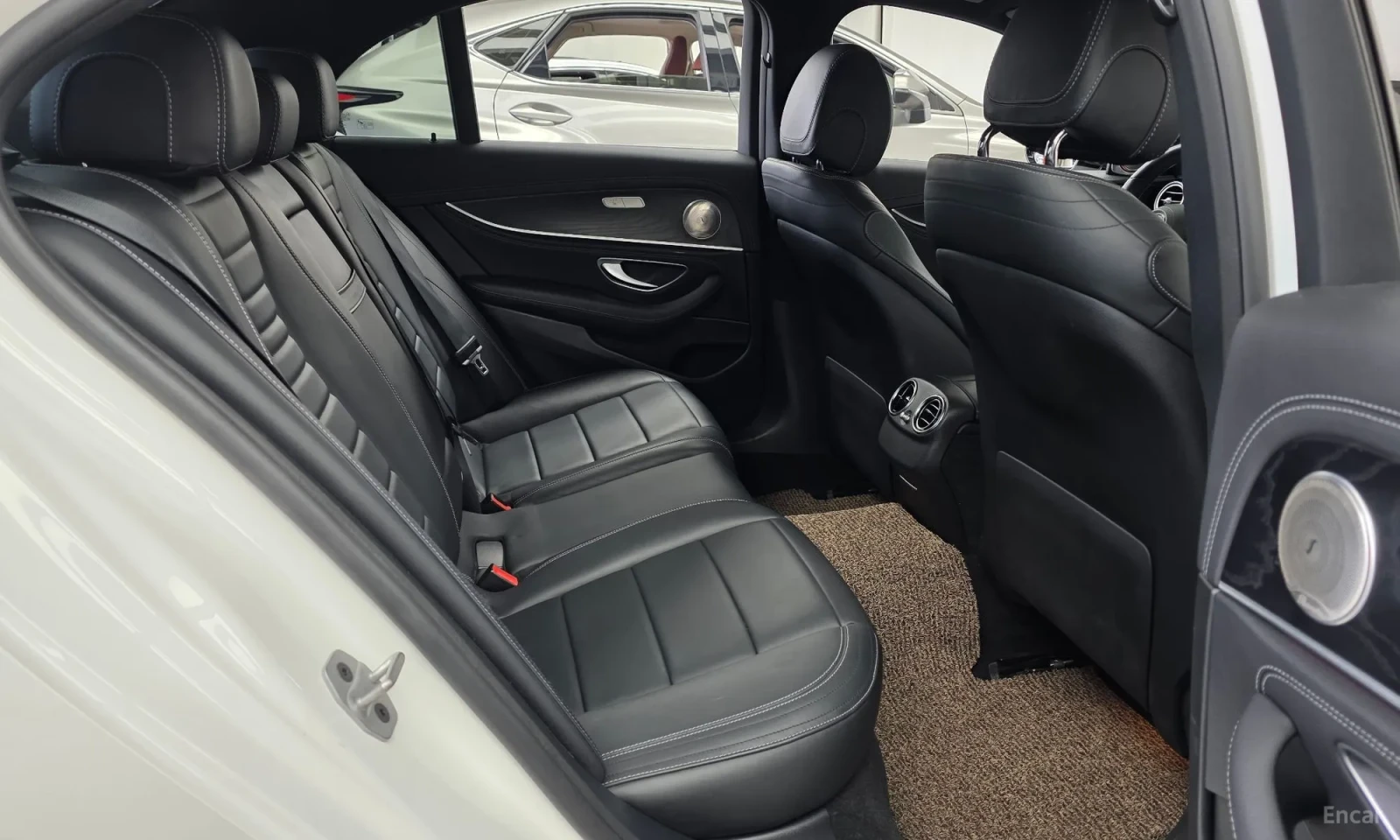 Mercedes-Benz E 220 AVANTGARDE* UNIKAT* TEXNOTEST* 72000KM!!!* , снимка 11 - Автомобили и джипове - 55261149