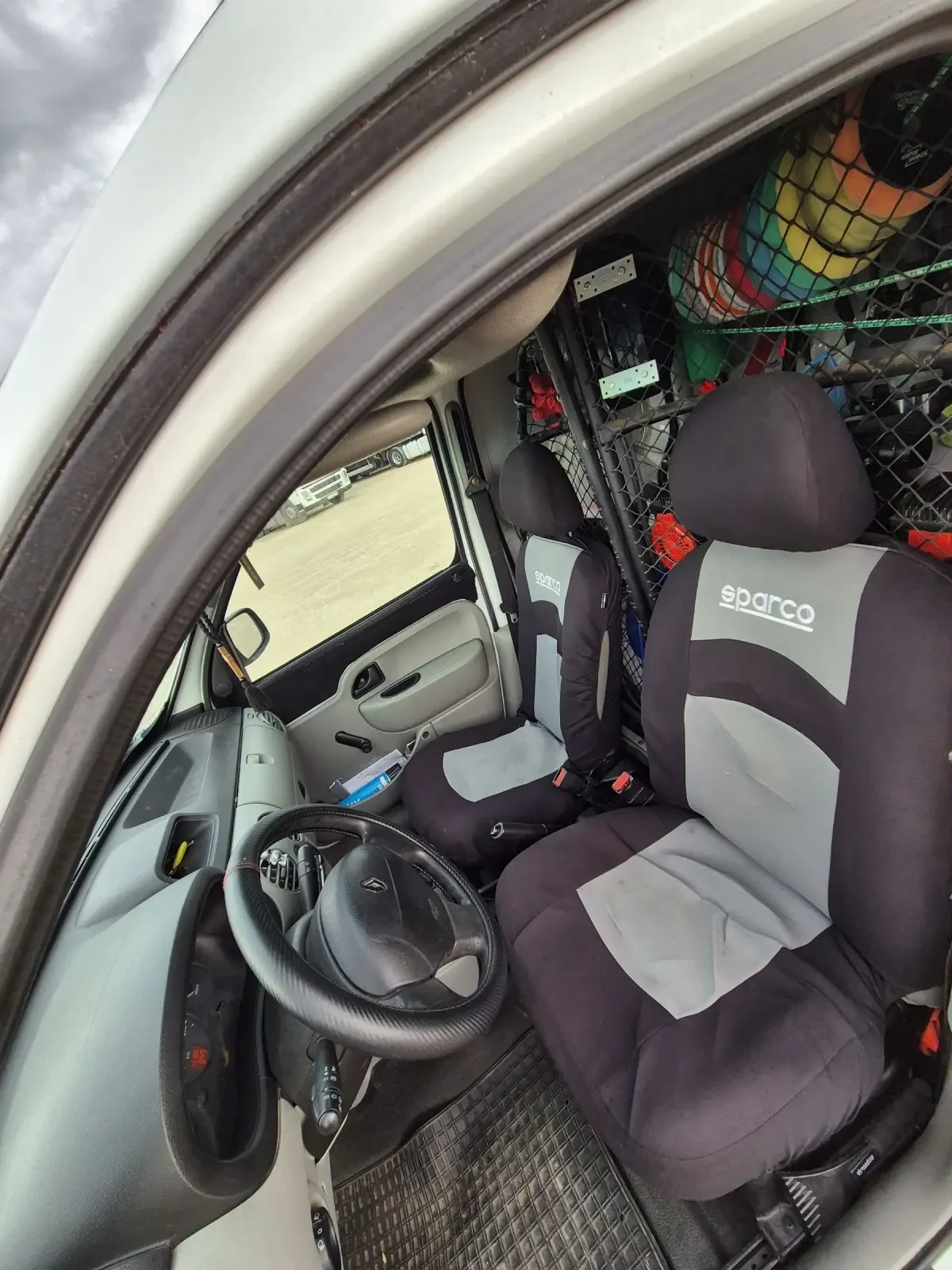 Renault Kangoo, снимка 5 - Автомобили и джипове - 55841037
