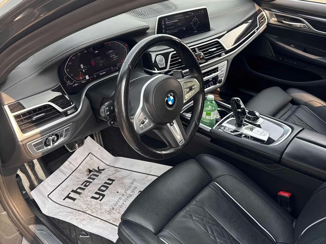 BMW 750 i xDrive | CARFAX | АВТОКРЕДИТ БЕЗ ПЪРВОНАЧАЛНА , снимка 7 - Автомобили и джипове - 55419927