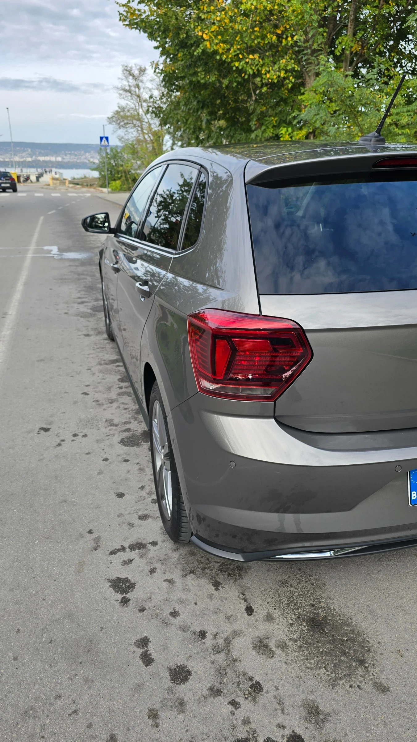 VW Polo 1.5 TSI/DSG/R-Line/Highline/DSG/Virtual/Parktr, снимка 8 - Автомобили и джипове - 55614503