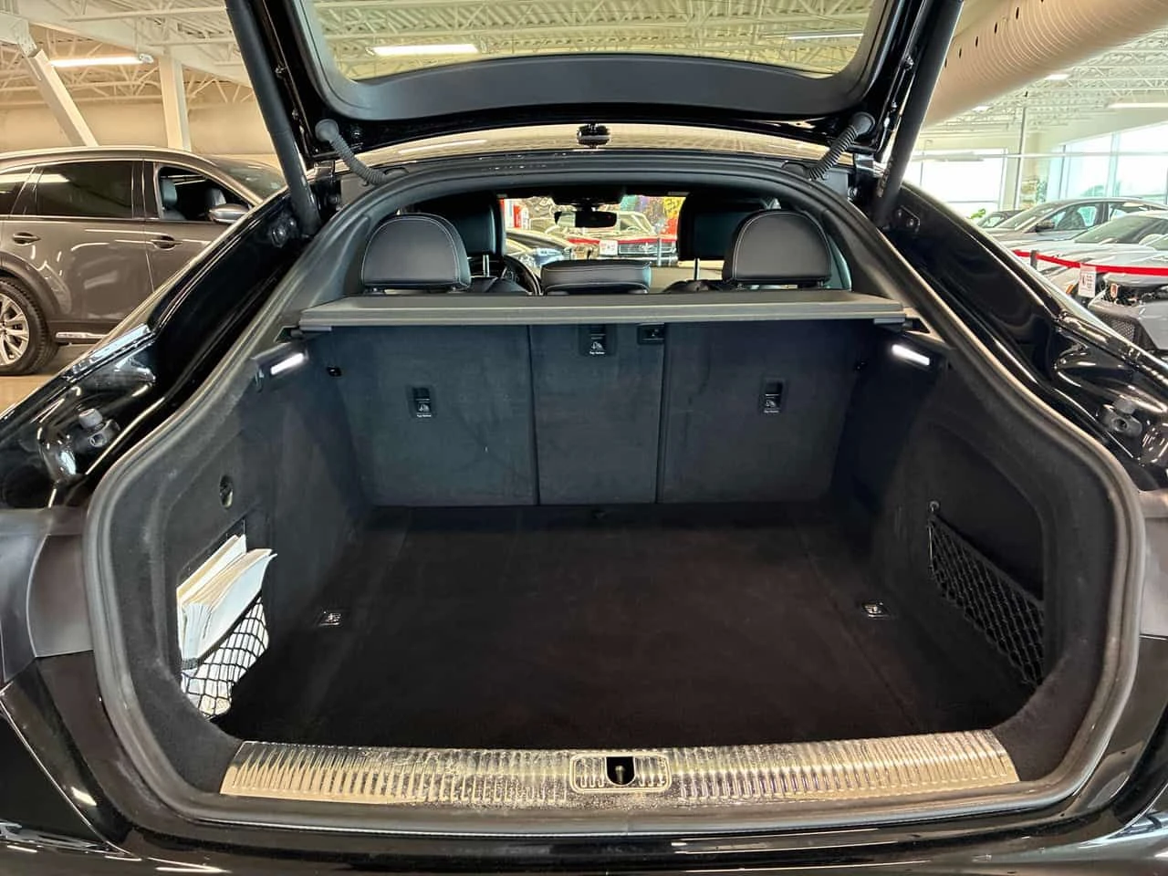Audi A5 * Progressiv * CARFAX * ОПЦИЯ ЗА ФИНАНСИРАНЕ , снимка 14 - Автомобили и джипове - 55623962