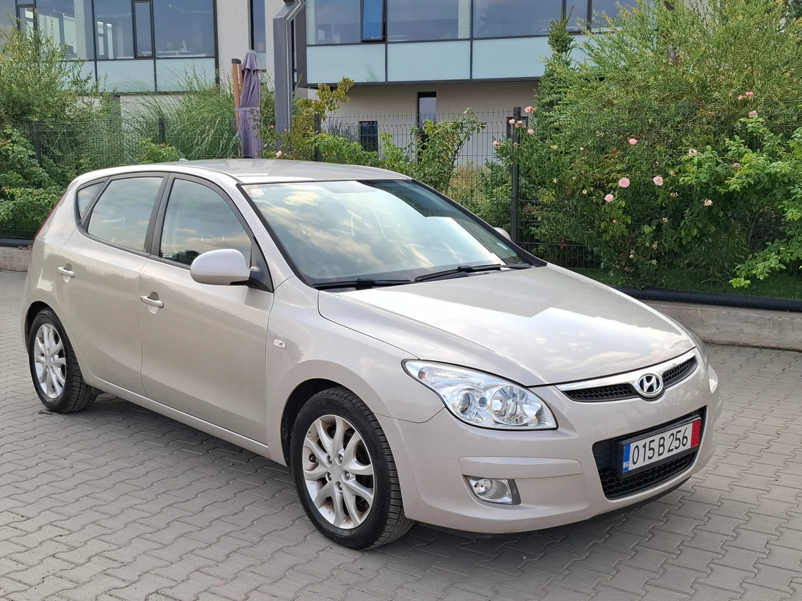 Hyundai I30 1.6CRDI* (90кс)* KOЖА* HOB ВНОС* , снимка 11 - Автомобили и джипове - 55826530