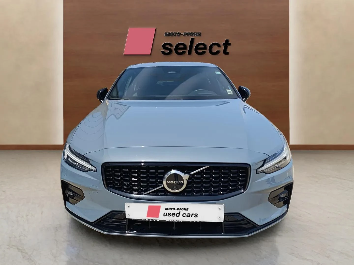 Volvo S60 2.0 B5, снимка 2 - Автомобили и джипове - 55944864