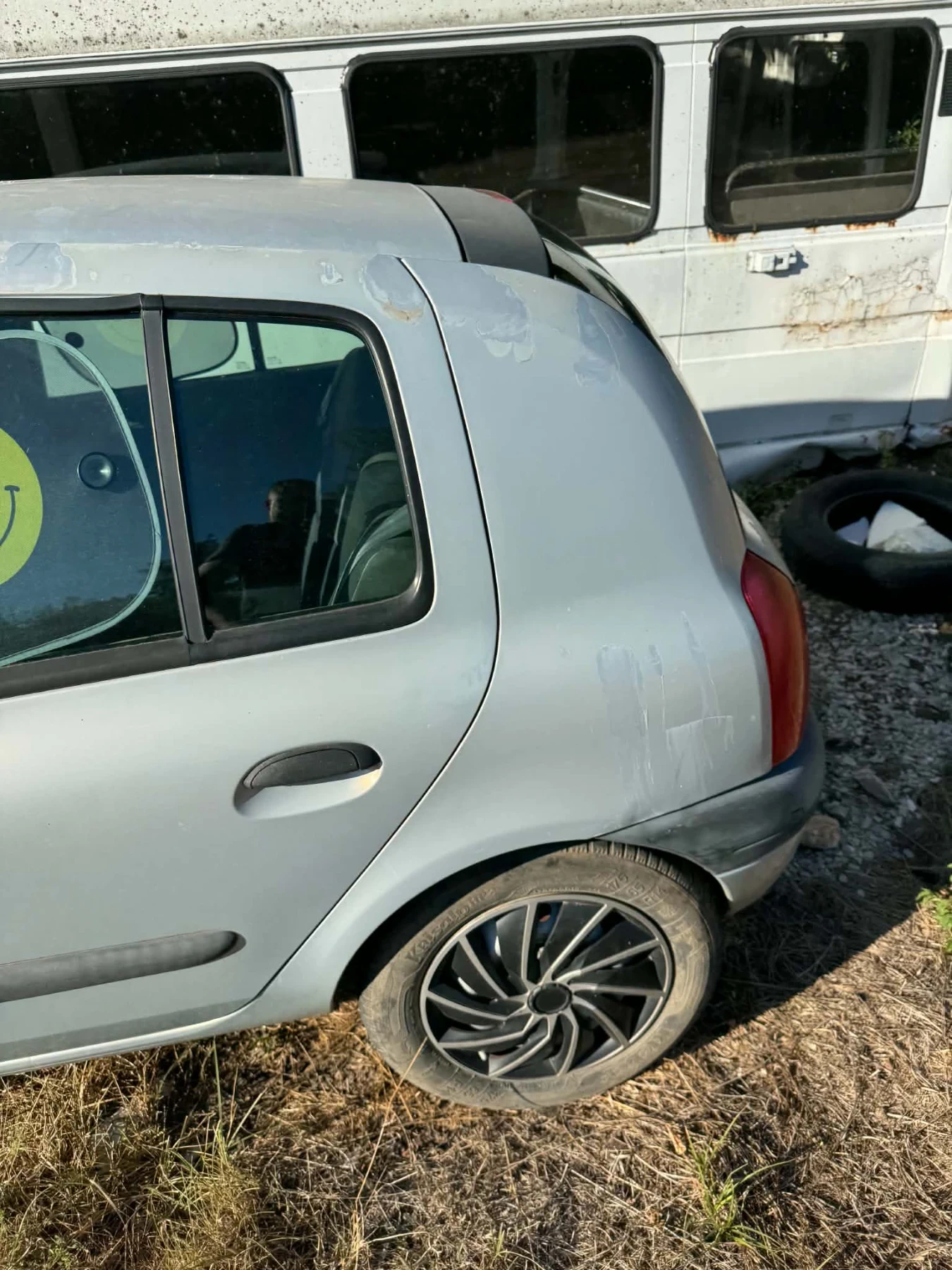 Renault Clio, снимка 4 - Автомобили и джипове - 55978760