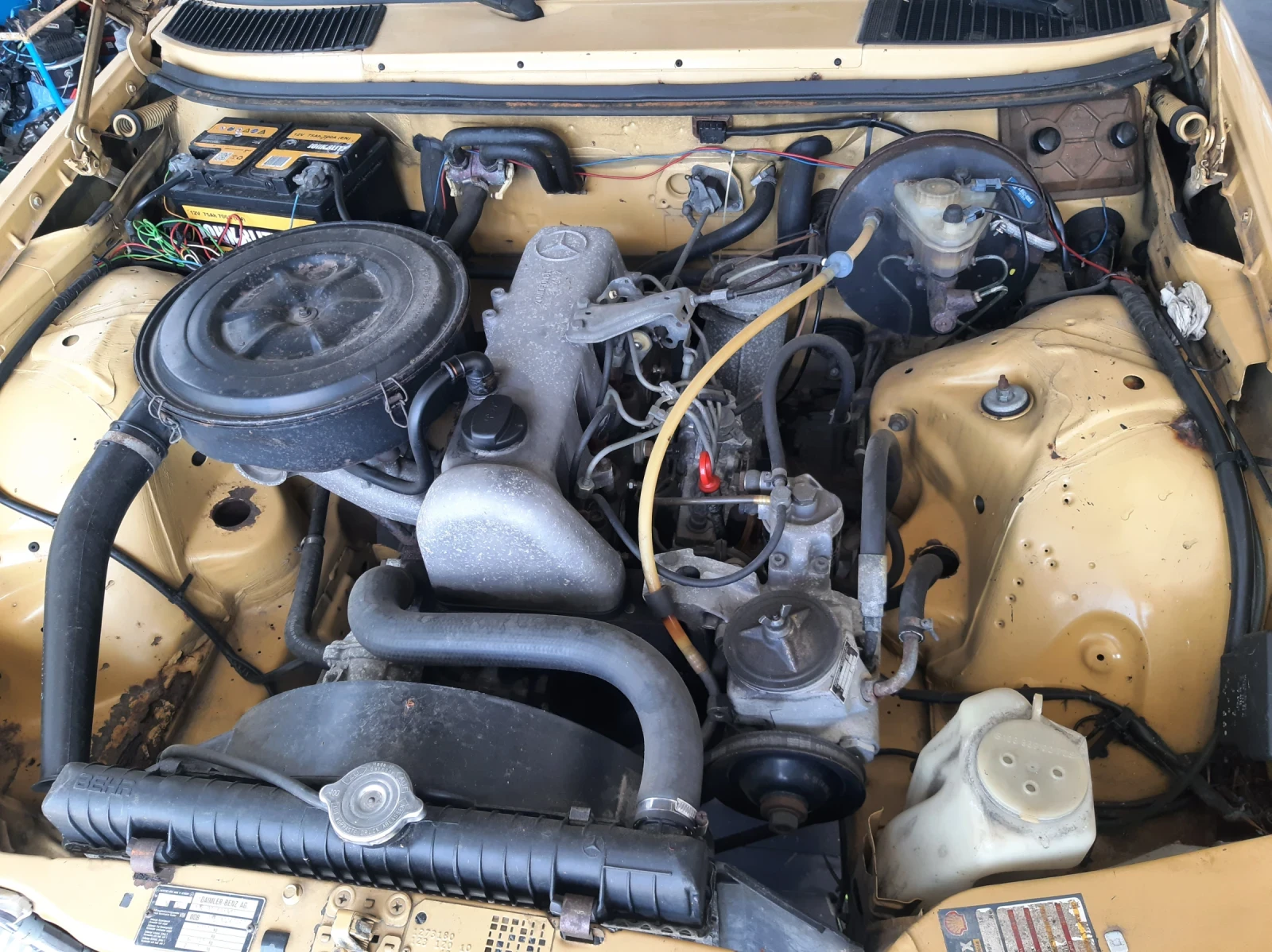 Mercedes-Benz 123, снимка 4 - Автомобили и джипове - 56227967