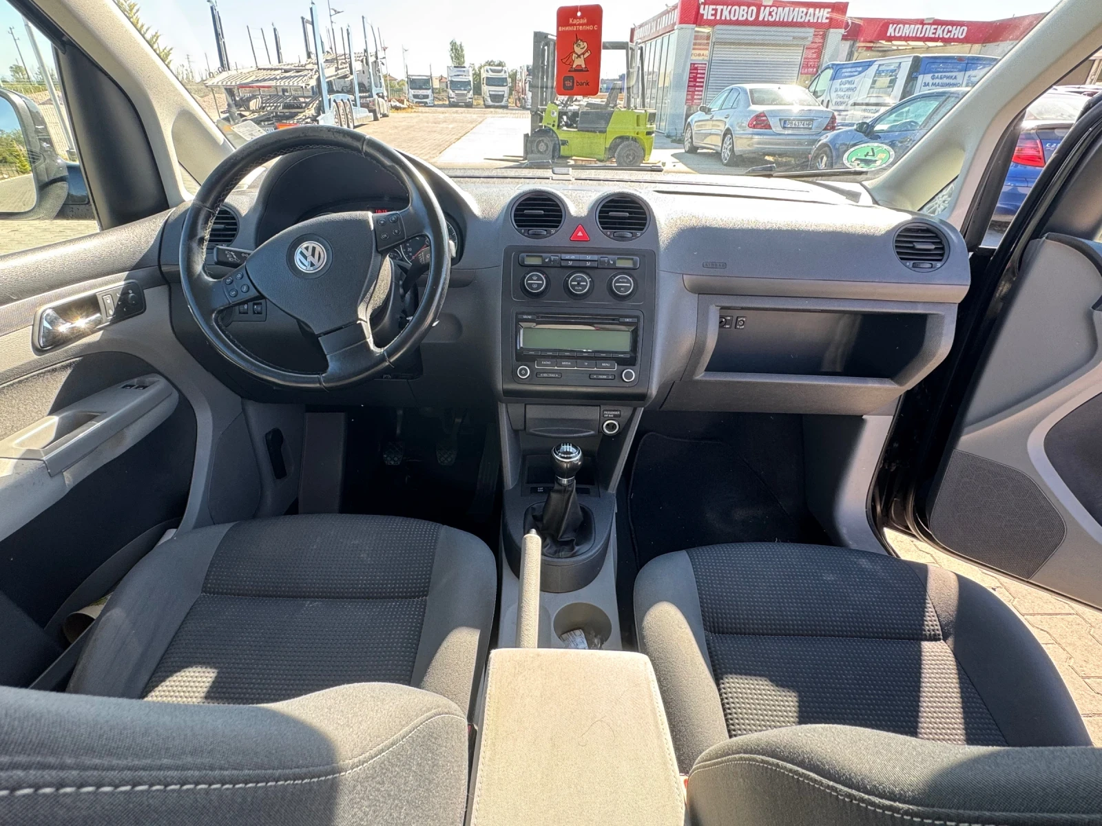 VW Caddy 1.9 105 4x4 пътническо, снимка 6 - Автомобили и джипове - 56658972