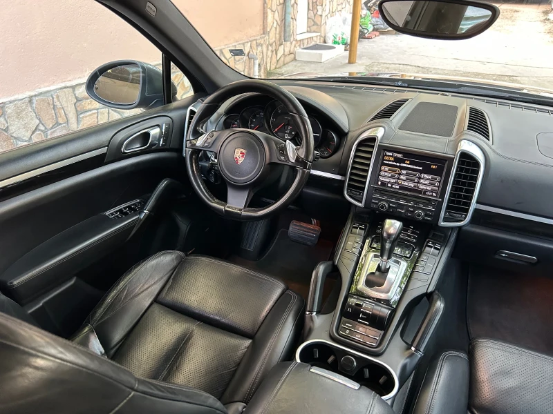 Porsche Cayenne 3.0D 245кс. КАТО НОВА ЛИЗИНГ, снимка 10 - Автомобили и джипове - 48083827