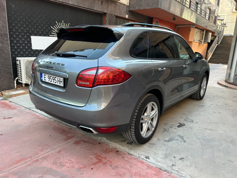 Porsche Cayenne 3.0D 245кс. КАТО НОВА ЛИЗИНГ, снимка 14 - Автомобили и джипове - 48083827