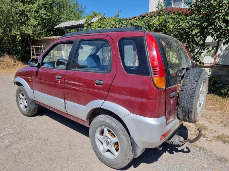 Daihatsu Terios 1.3 4x4 /Газов инжекцион, снимка 5 - Автомобили и джипове - 51899653