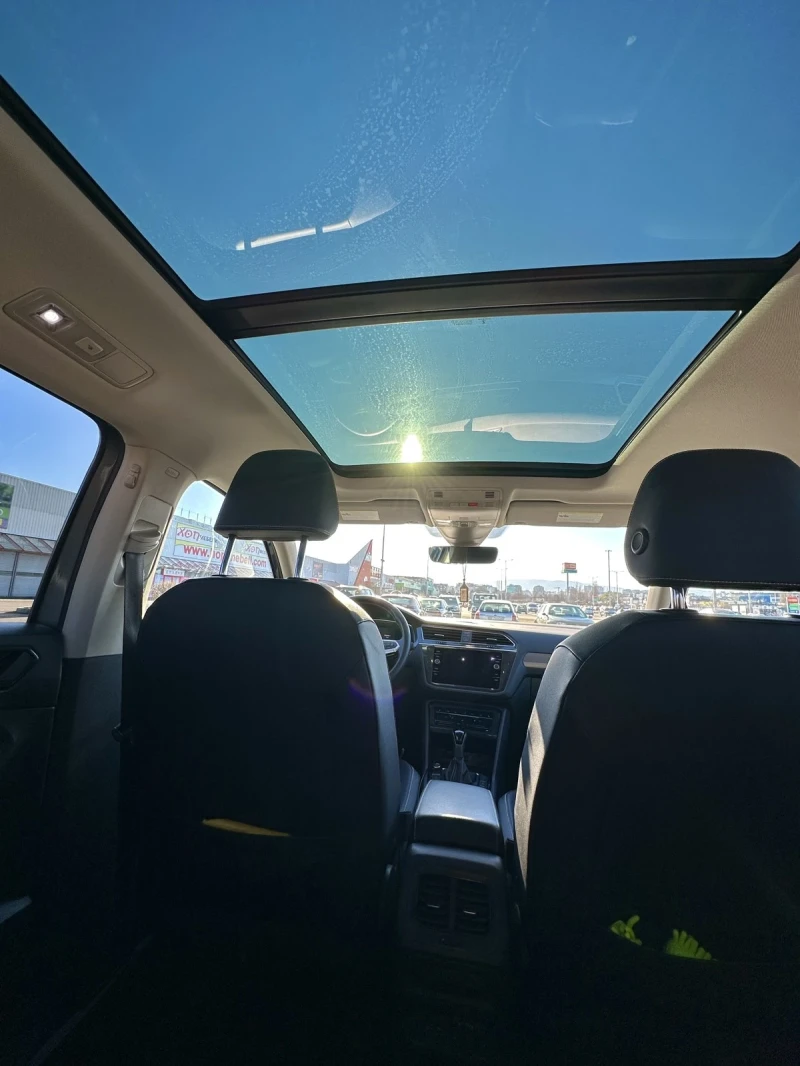 VW Tiguan, снимка 4 - Автомобили и джипове - 52333206