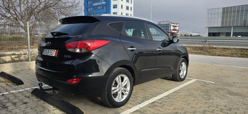 Hyundai IX35 2.0.163к.с.ЛИЗИНГ/БЕНЗИН/ТОП, снимка 4 - Автомобили и джипове - 52861613