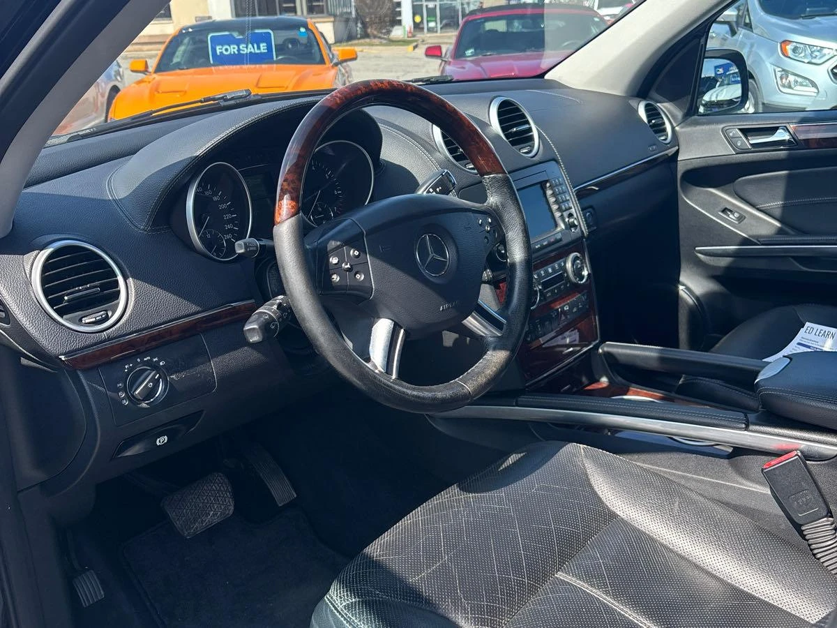 Mercedes-Benz GL 500  - изображение 7