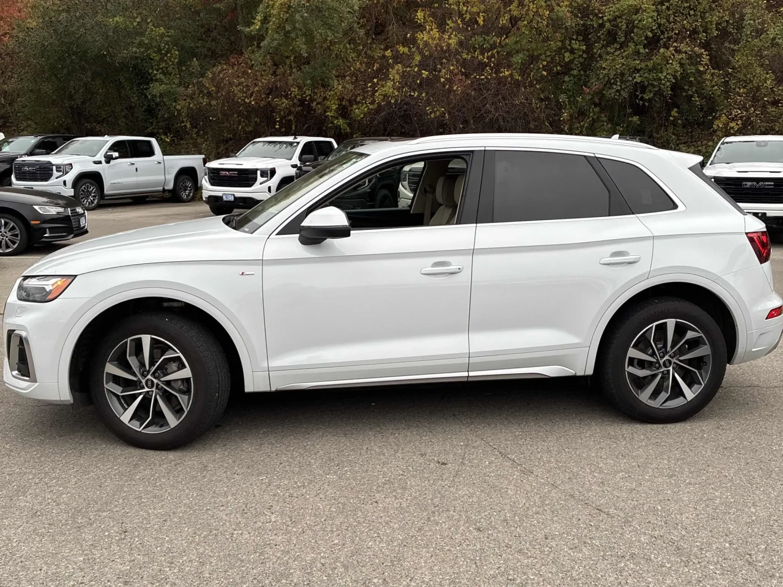 Audi Q5 * TECHNIK* CARFAX * БЕЗ ПЪРВОНАЧАЛНА ВНОСКА - изображение 3