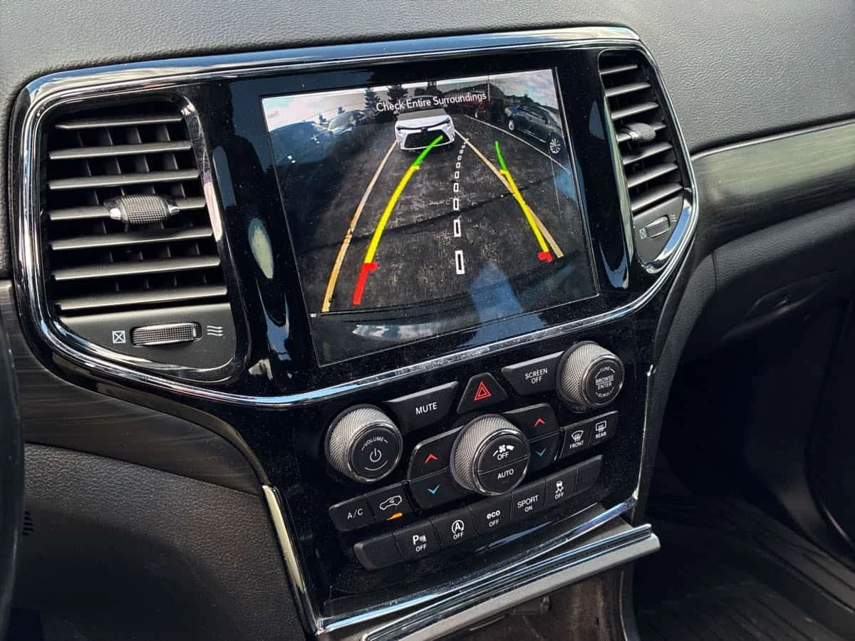 Jeep Grand cherokee * Altitude * CARFAX * БЕЗ ПЪРВОНАЧАЛНА ВНОСКА, снимка 13 - Автомобили и джипове - 53711708