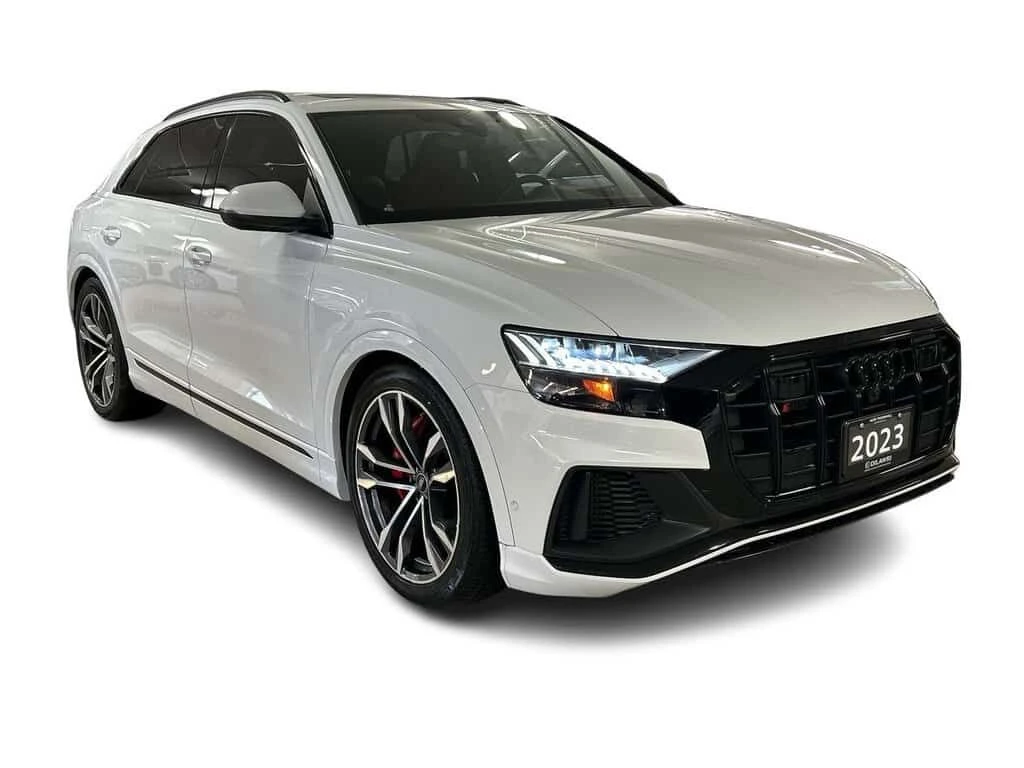 Audi SQ8 * 4.0T quattro | 22 inch Wheels| Black Optics Pkg|, снимка 2 - Автомобили и джипове - 54109327