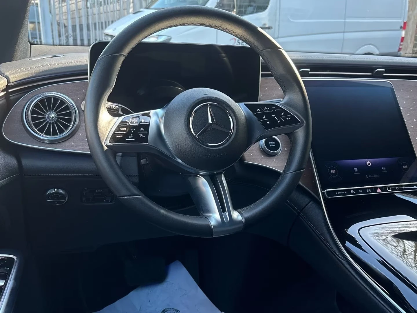 Mercedes-Benz EQE SUV/292HP/ELECTRIC-ART/4M/MEMO/CAM/H.PUMP/133q, снимка 8 - Автомобили и джипове - 54121496