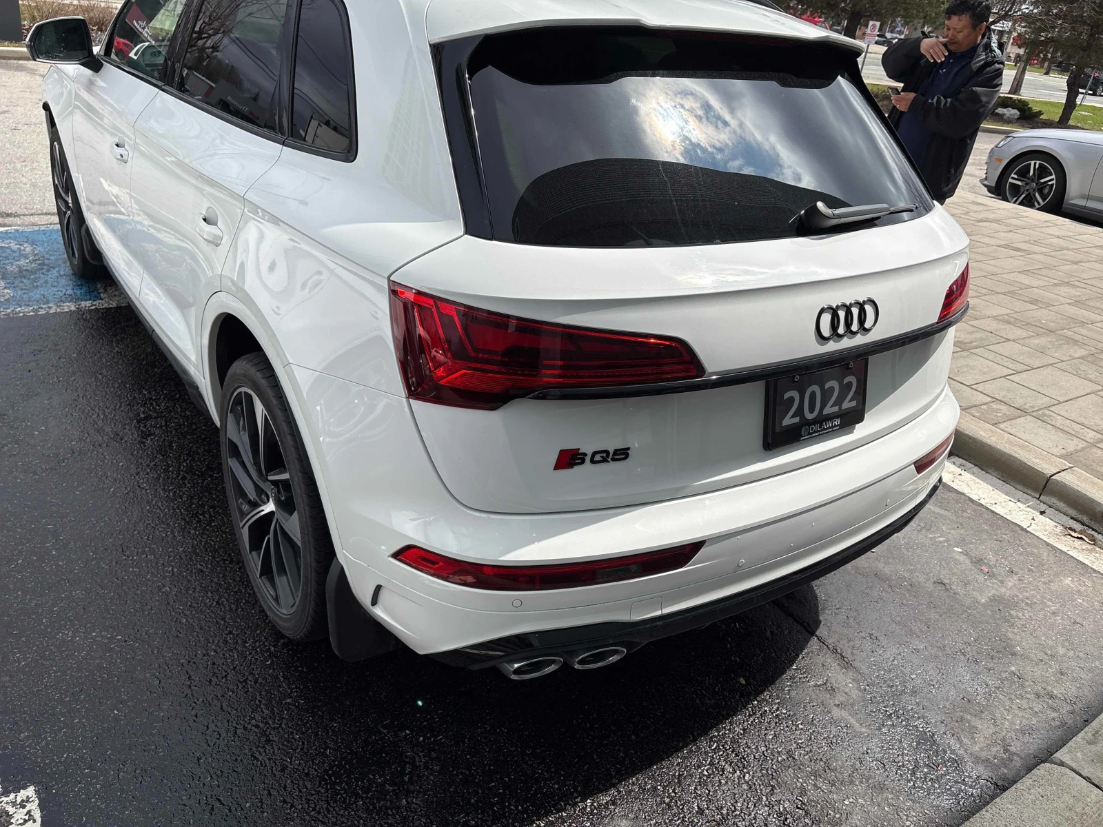 Audi SQ5 PROGRESSIV * * CARFAX * * АВТО КРЕДИТ * * , снимка 5 - Автомобили и джипове - 54222183