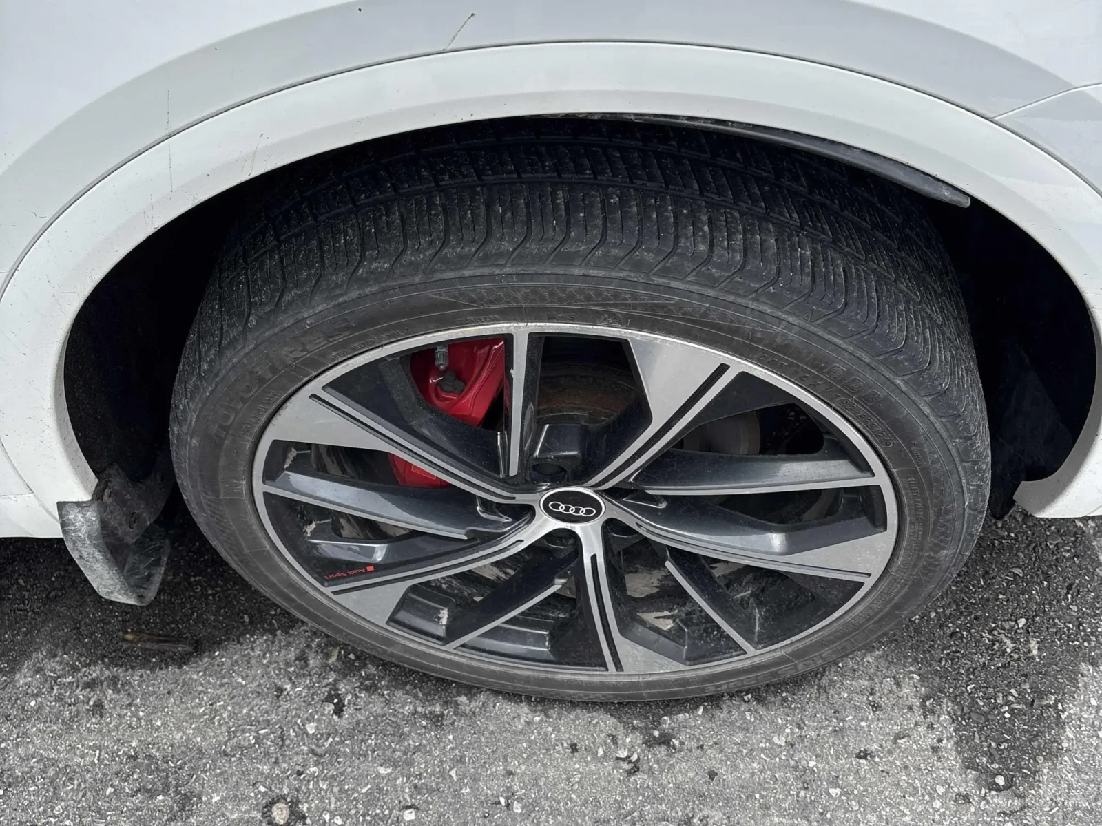 Audi SQ5 PROGRESSIV * * CARFAX * * АВТО КРЕДИТ * * , снимка 6 - Автомобили и джипове - 54222183