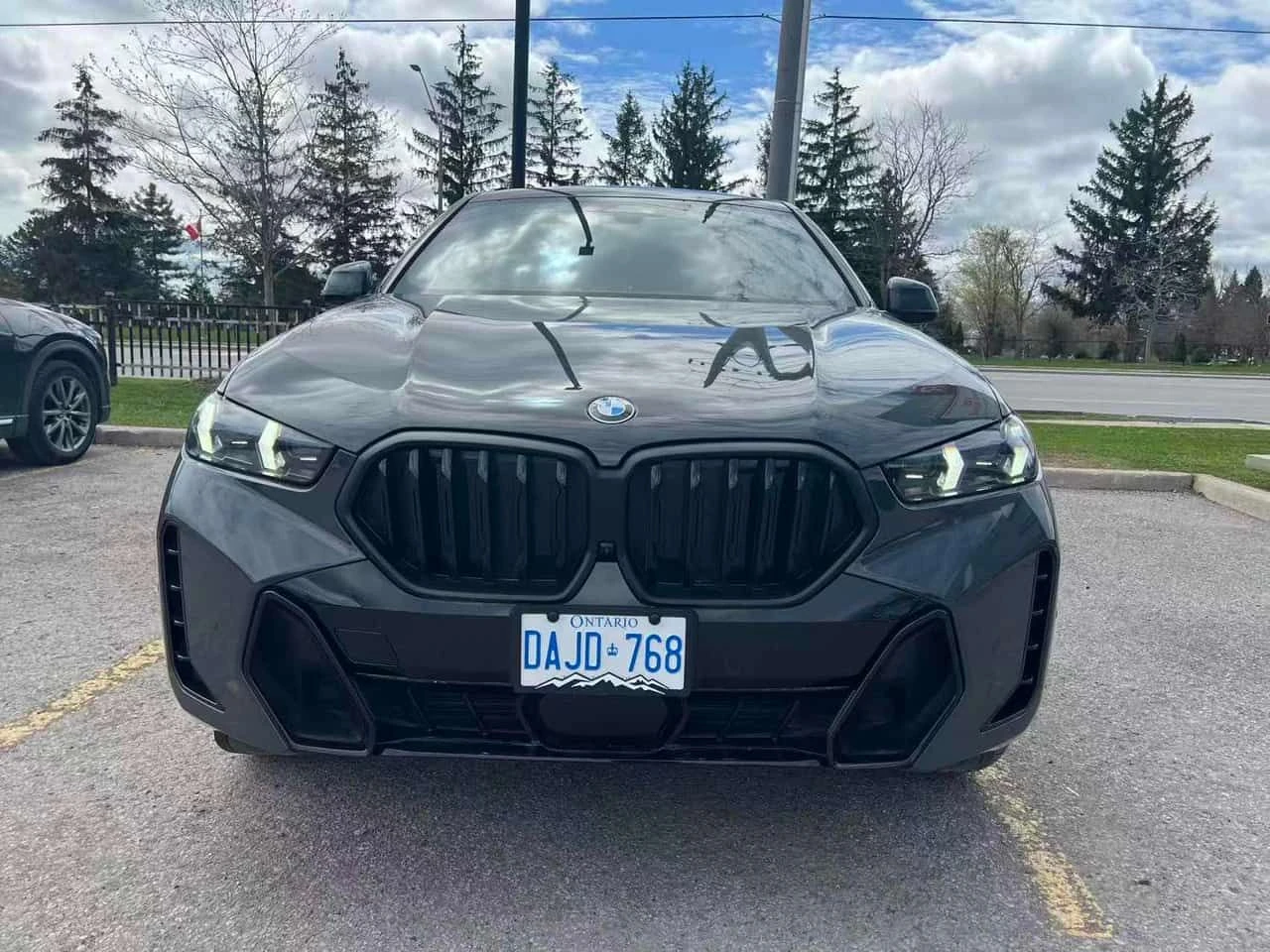 BMW X6 xDrive40i /ПАНОРАМА/ДИСТРОНИК/360 КАМЕРИ/HUD/H K, снимка 2 - Автомобили и джипове - 54372574