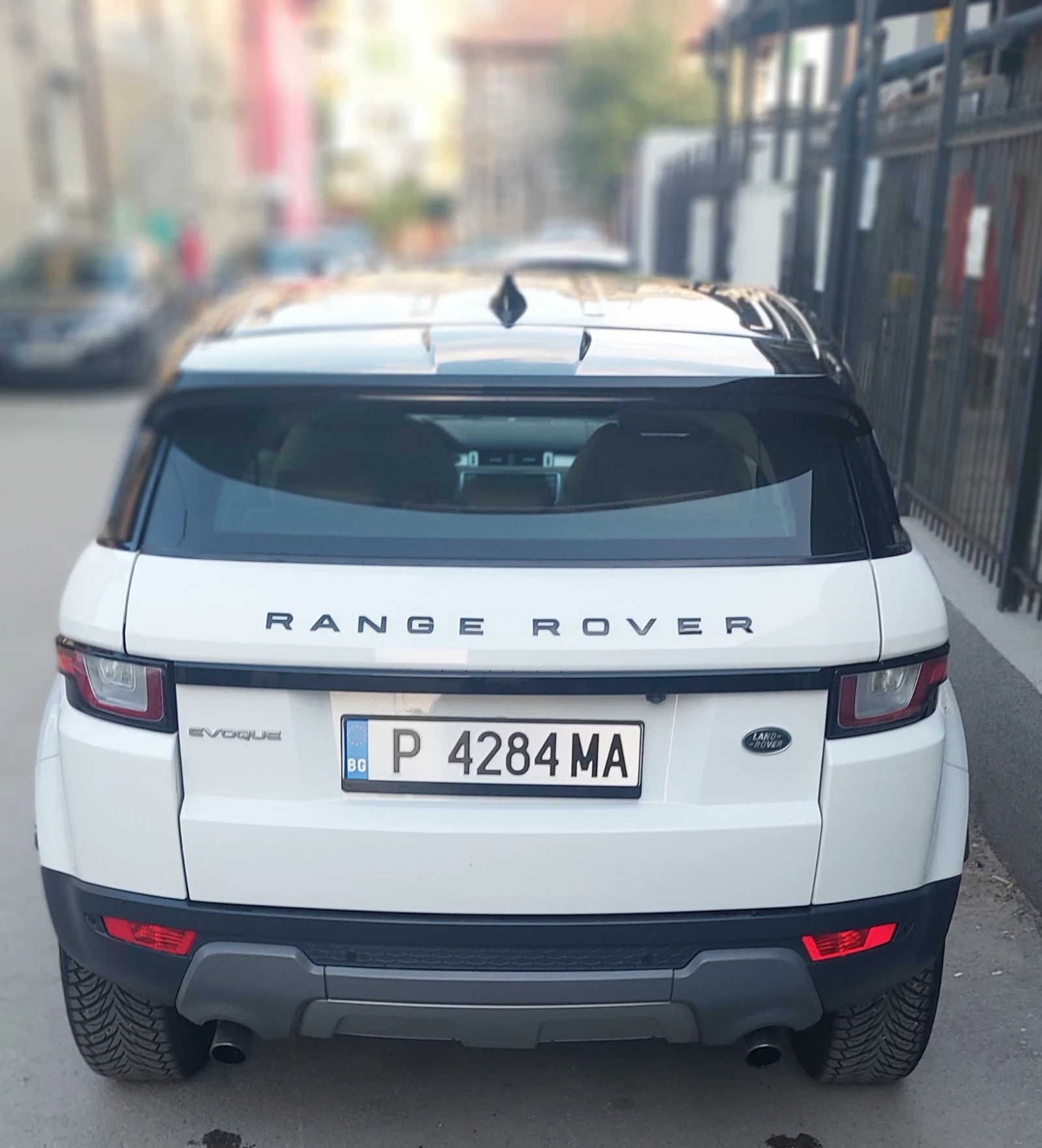 Land Rover Range Rover Evoque, снимка 4 - Автомобили и джипове - 54715761