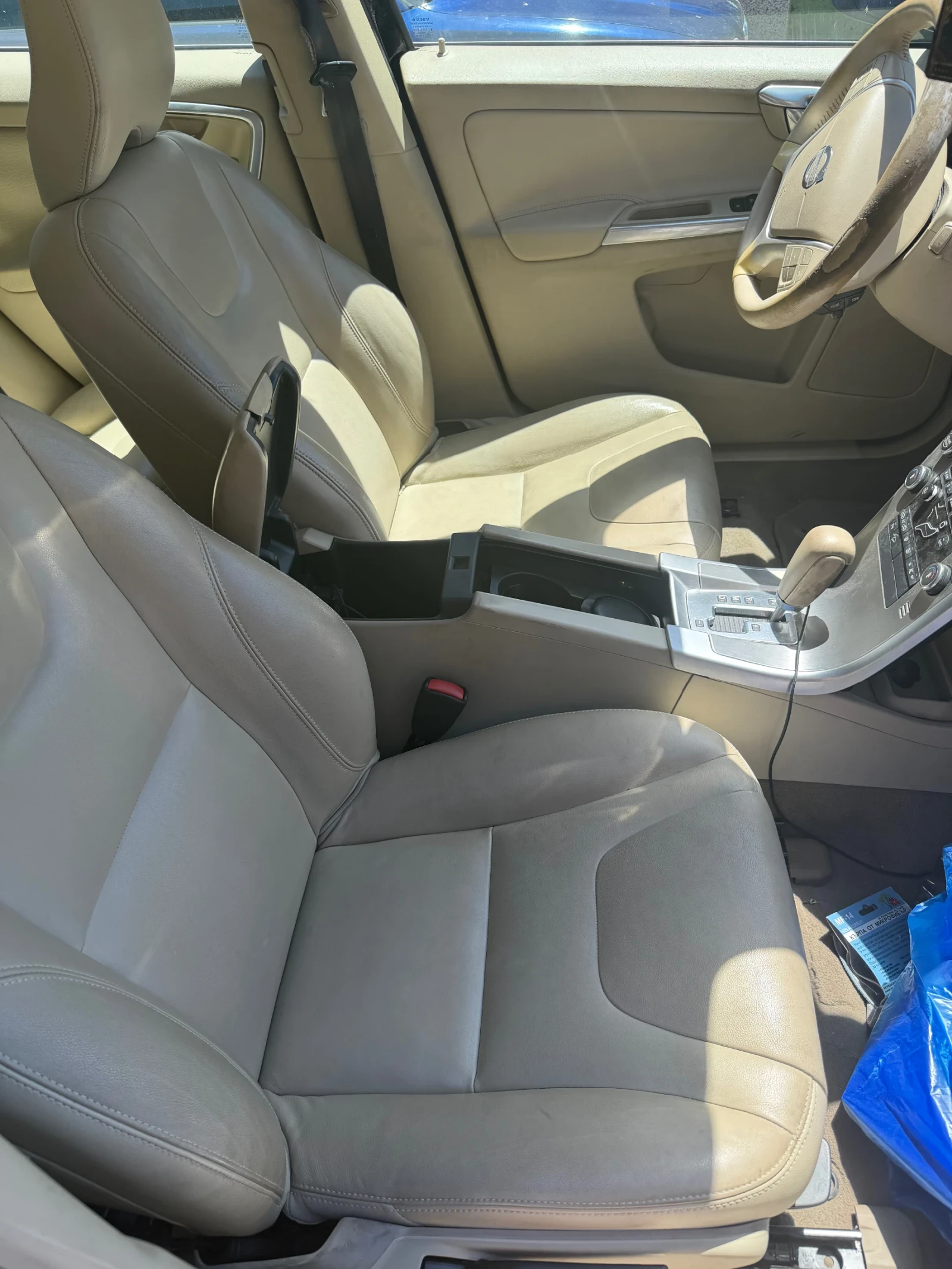 Volvo XC60 awd, снимка 6 - Автомобили и джипове - 54740705