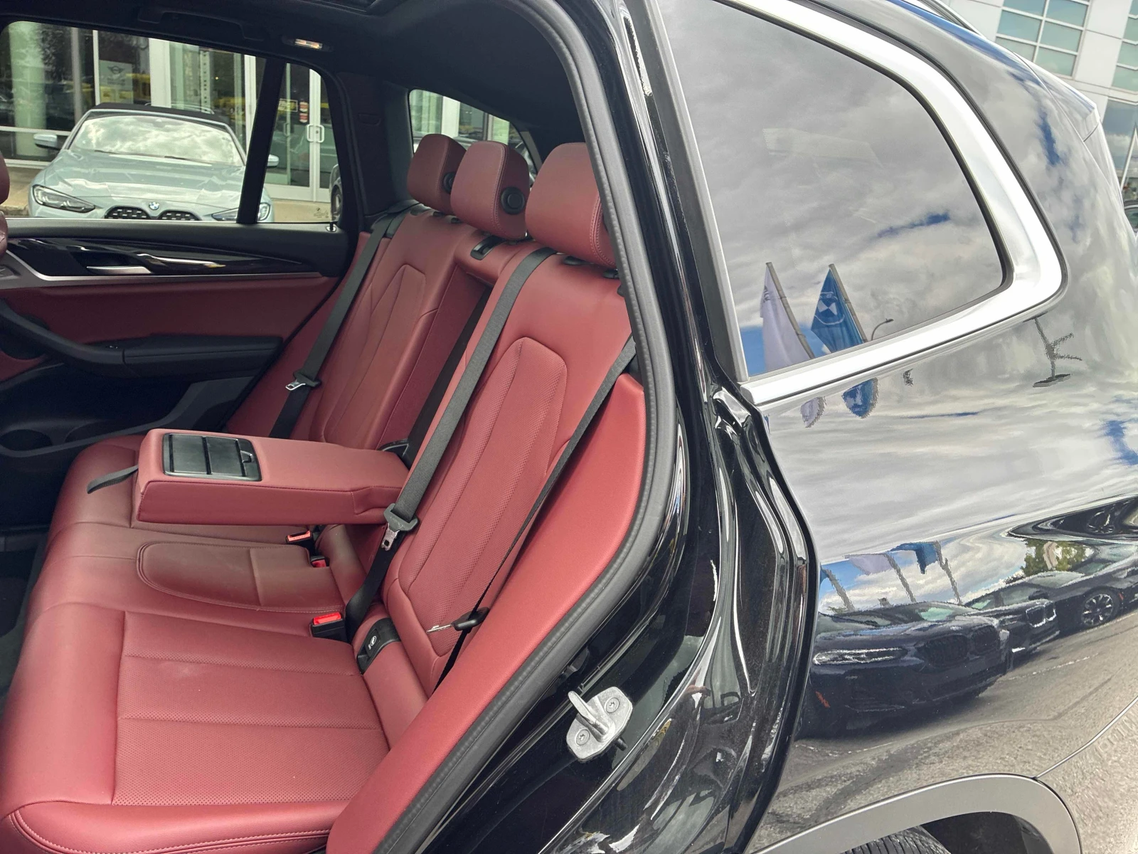 BMW X3 * xDrive30i * АВТОКРЕДИТ БЕЗ ПЪРВОНАЧАЛНА ВНОСКА* , снимка 13 - Автомобили и джипове - 55808561