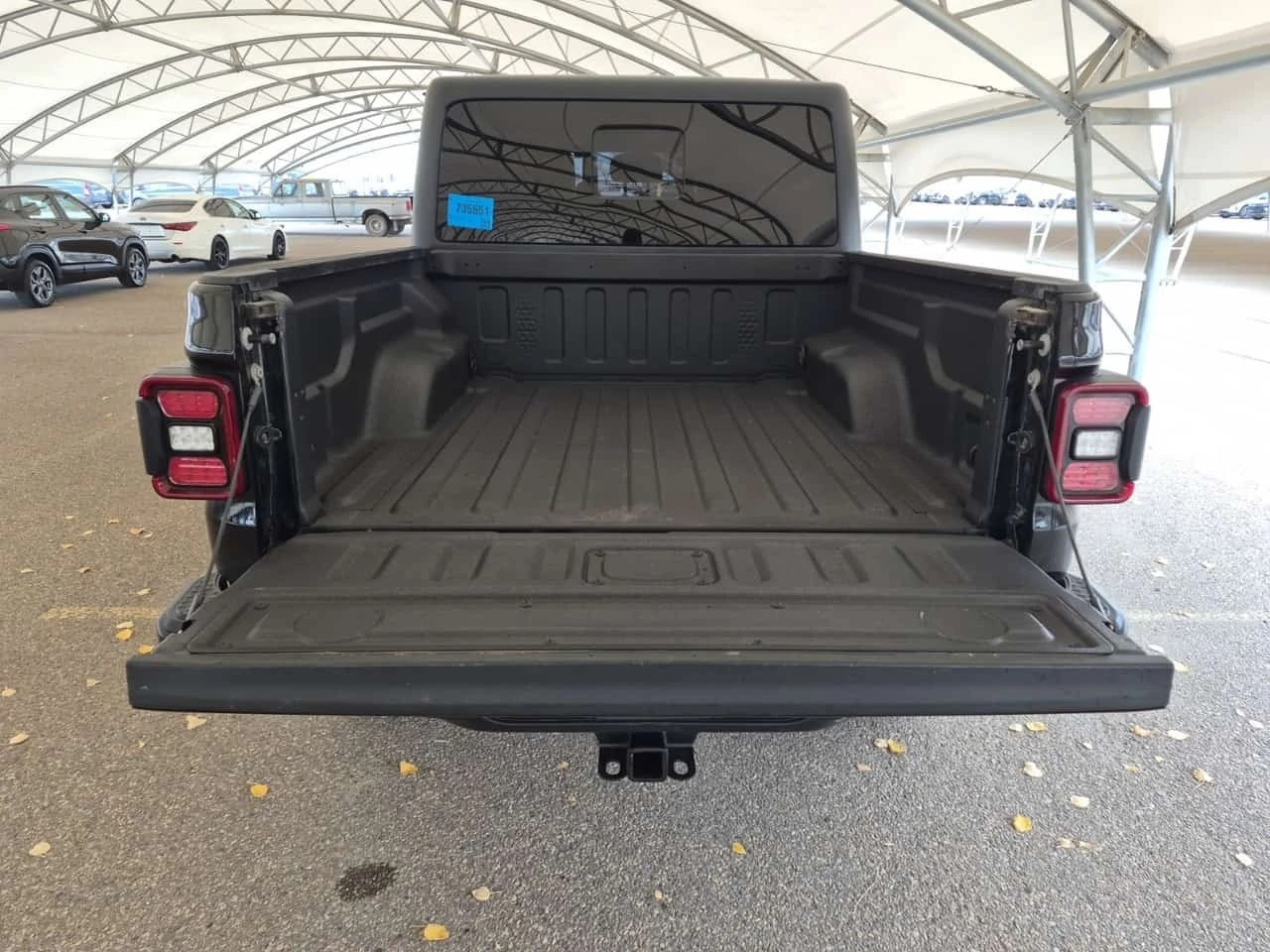 Jeep Gladiator * OVERLAND CREW CAB SHORT BED * CARFAX *  | Mobile.bg � ����������� 14