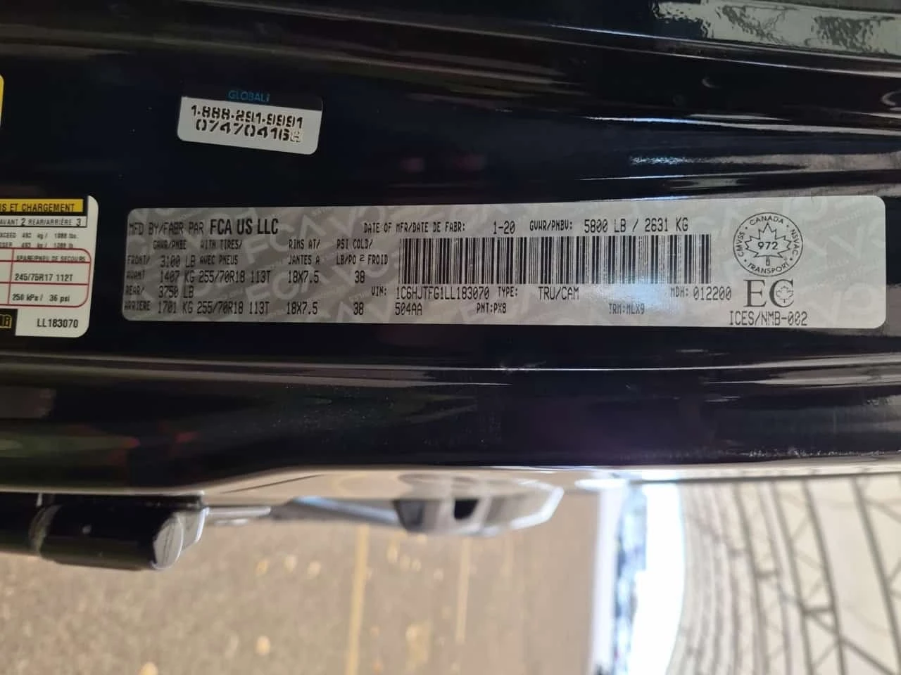 Jeep Gladiator * OVERLAND CREW CAB SHORT BED * CARFAX *  | Mobile.bg � ����������� 16