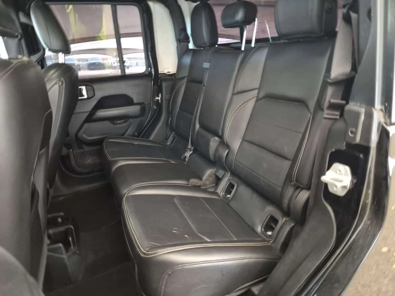 Jeep Gladiator * OVERLAND CREW CAB SHORT BED * CARFAX *  | Mobile.bg � ����������� 12