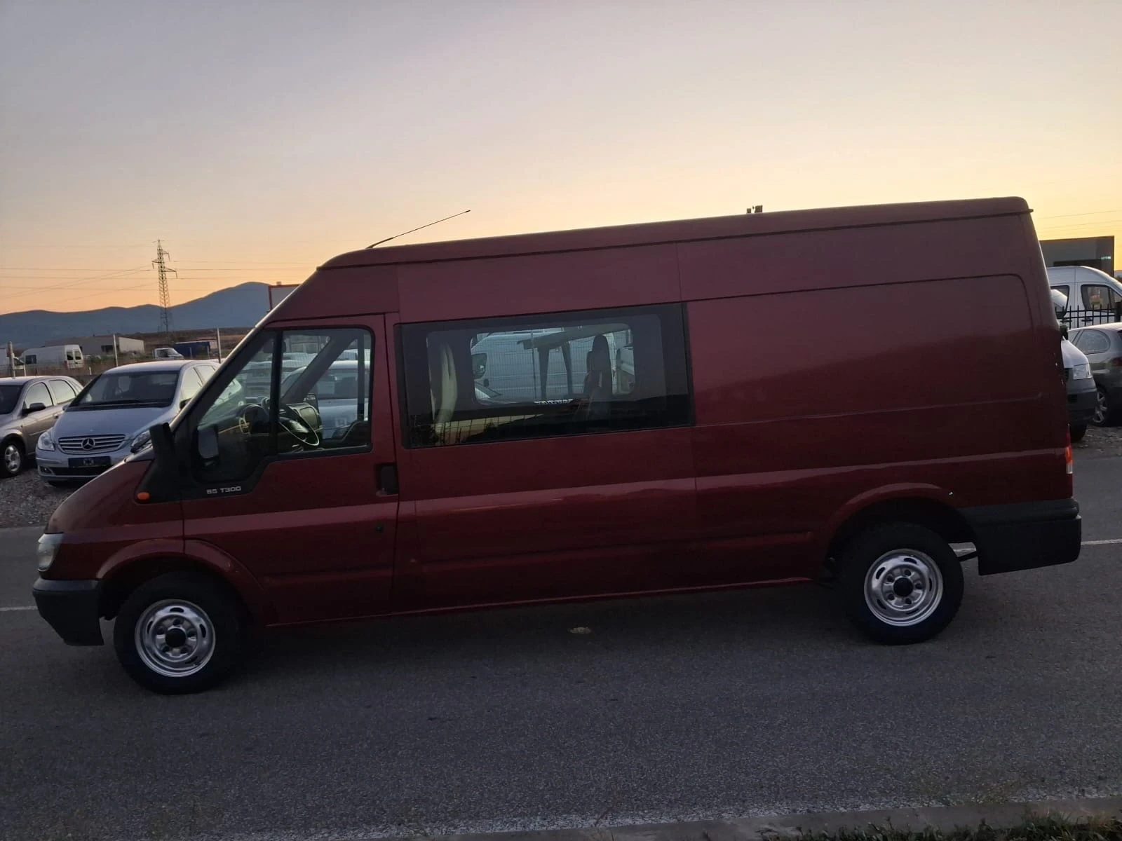 Ford Transit 2.0 клима 6 места перфектен макси - изображение 4