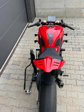 Ducati Streetfighter v4 | Mobile.bg � ����� ������ 7